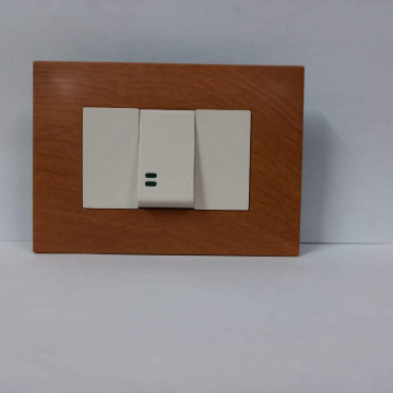 INTERRUPTOR 3V BEIGE PLACA PINO.