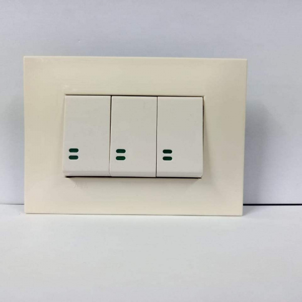 INTERRUPTOR 3V + DOBLE BEIGE SILUM PLACA BLANCA.